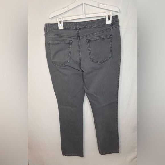 Charter Club Women’s Jeans Lexington Gray Washed Straight Leg Size 12 - Picture 4 of 17